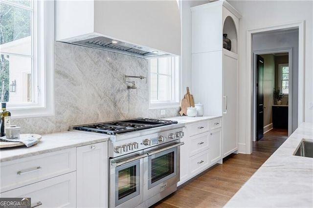 125 Laurel Brook Ln, Canton, GA 30115