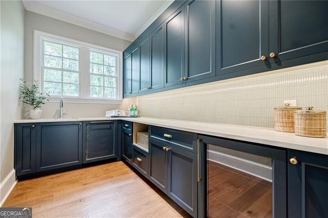 125 Laurel Brook Ln, Canton, GA 30115