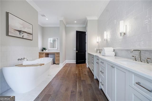 125 Laurel Brook Ln, Canton, GA 30115