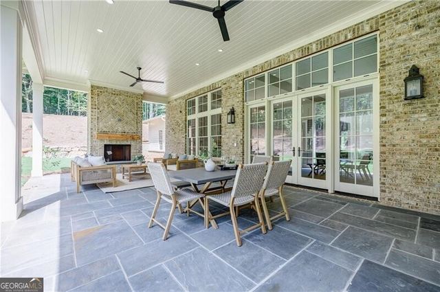 125 Laurel Brook Ln, Canton, GA 30115