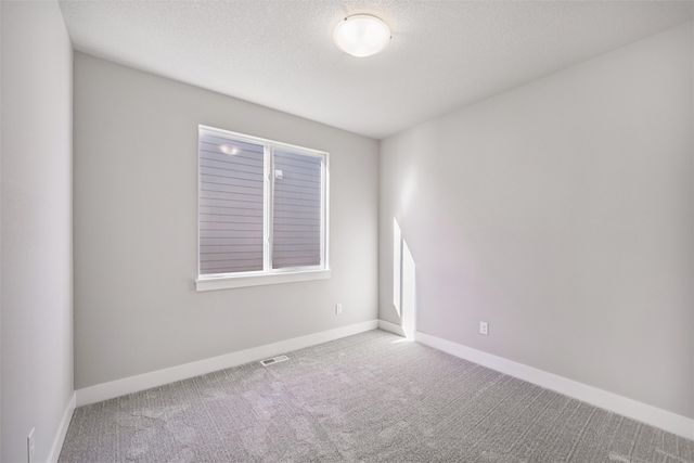 3220 NE Fawn Lane, Ankeny, IA 50021