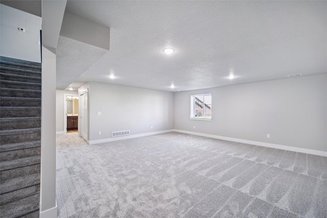 3220 NE Fawn Lane, Ankeny, IA 50021