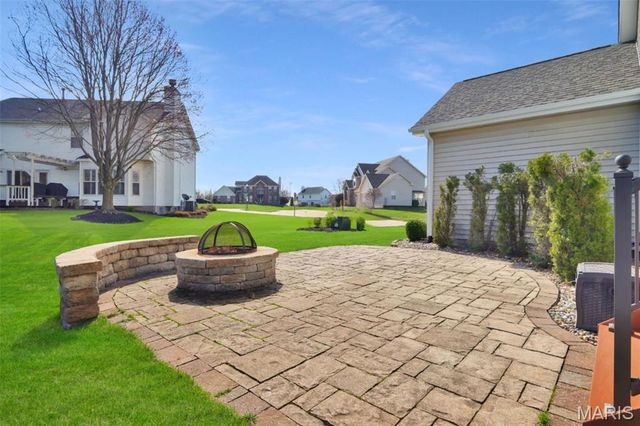 2211 Dartmouth Place Drive, Wildwood, MO 63011