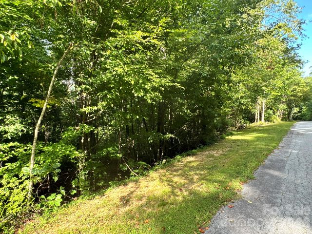 19 Garren View Drive, Fairview, NC 28730