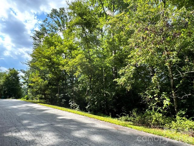 19 Garren View Drive, Fairview, NC 28730