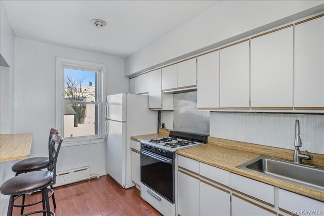 58-29 60th Lane, Maspeth, NY 11378