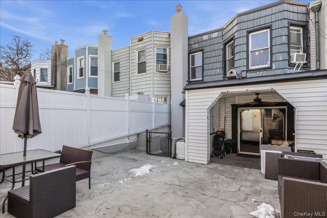 58-29 60th Lane, Maspeth, NY 11378