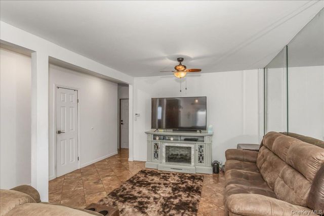 58-29 60th Lane, Maspeth, NY 11378