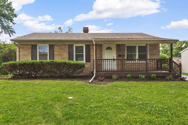 310 Rosewood Avenue, Buffalo Grove, IL 60089