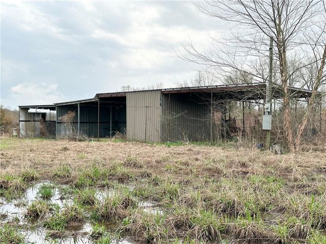 305 Ralphs Lane, Hessmer, LA 71341