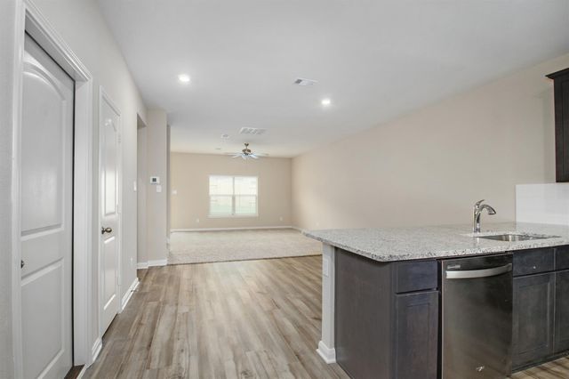 282 moonstone Way, Princeton, TX 75407