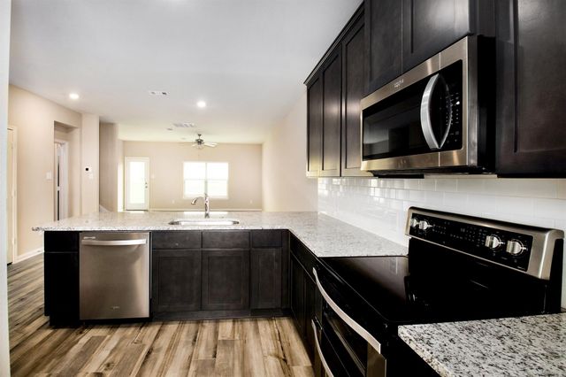 282 moonstone Way, Princeton, TX 75407