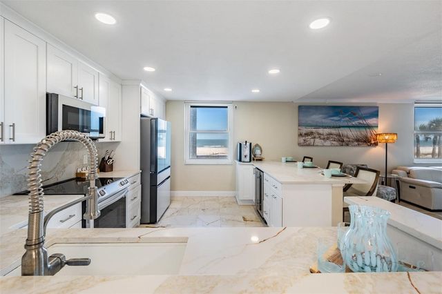 1400 GULF BOULEVARD 109, Clearwater Beach, FL 33767