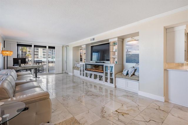 1400 GULF BOULEVARD 109, Clearwater Beach, FL 33767