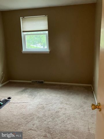 7 CARMELITA DR, Richboro, PA 18954