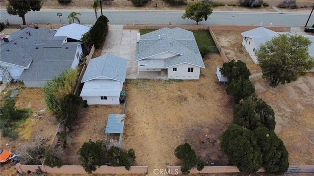 488 E Victory Avenue, Banning, CA 92220