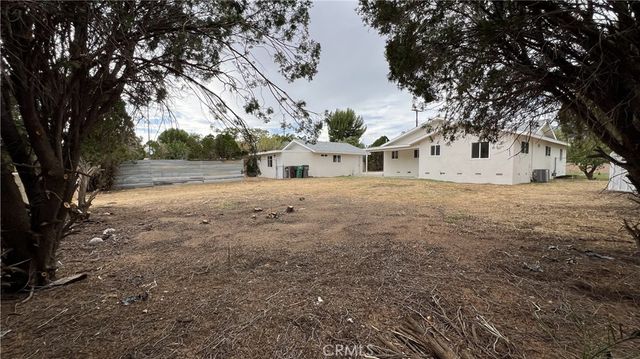 488 E Victory Avenue, Banning, CA 92220