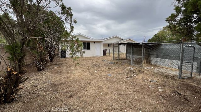 488 E Victory Avenue, Banning, CA 92220