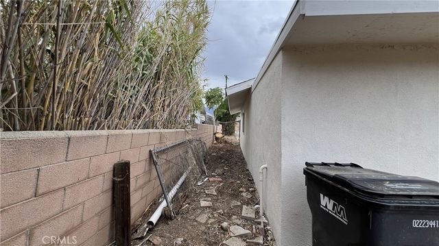 488 E Victory Avenue, Banning, CA 92220