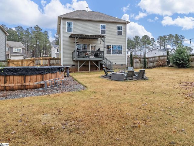 655 Autumn Breeze Walk, Inman, SC 33153