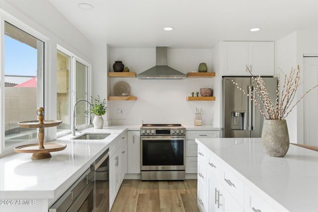 4308 N PARKWAY Avenue, Scottsdale, AZ 85251