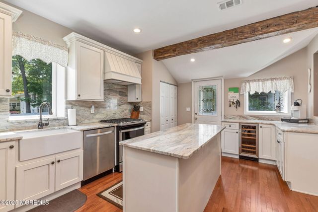 577 Holmdel Road, Hazlet, NJ 07730