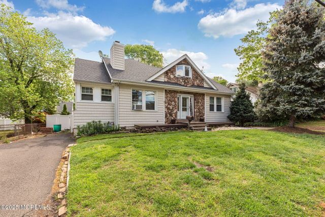 577 Holmdel Road, Hazlet, NJ 07730