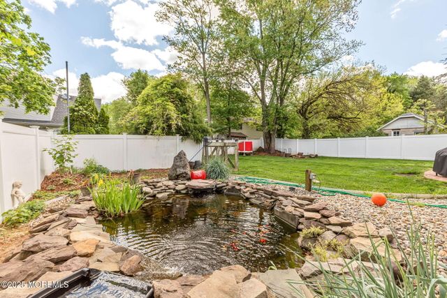 577 Holmdel Road, Hazlet, NJ 07730