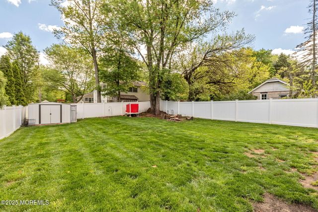 577 Holmdel Road, Hazlet, NJ 07730