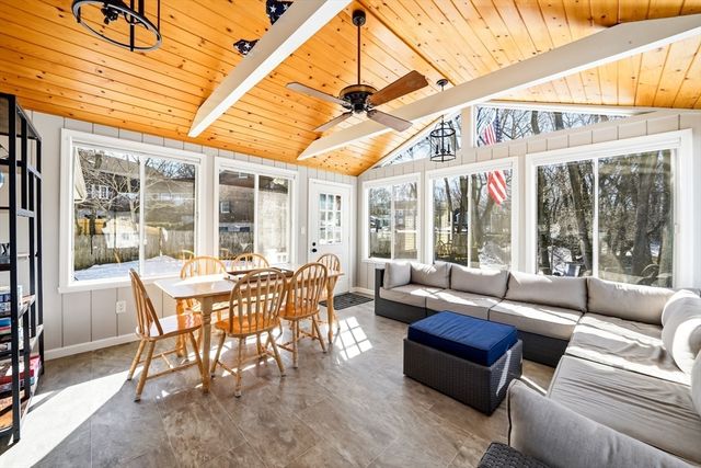 4 Gangi Ter, Woburn, MA 01801