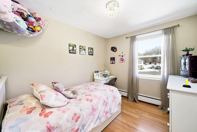 4 Gangi Ter, Woburn, MA 01801