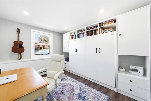 4 Gangi Ter, Woburn, MA 01801