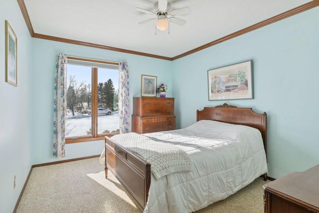 6233 Kelvin Avenue N, Stillwater, MN 55082