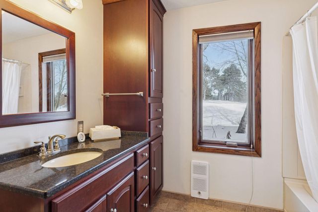 6233 Kelvin Avenue N, Stillwater, MN 55082