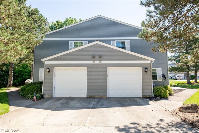 77 Firebush Lane, Northfield, OH 44067