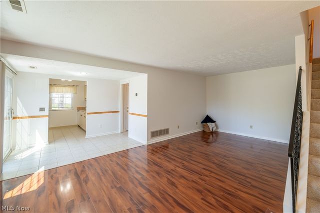 77 Firebush Lane, Northfield, OH 44067