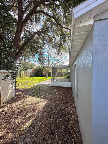 4215 RED BIRD AVENUE, St Cloud, FL 34772