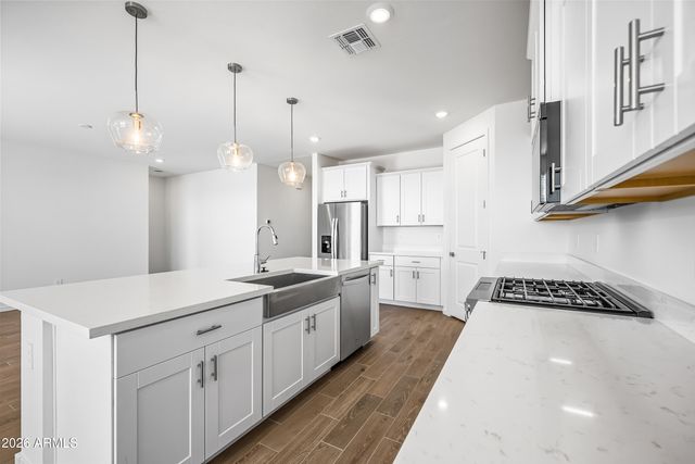 2563 E Grenache Road, San Tan Valley, AZ 85143