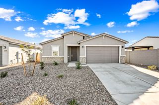 2563 E Grenache Road, San Tan Valley, AZ 85143