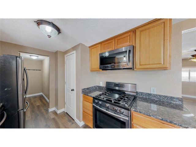 703 Locust Ave, Lochbuie, CO 80603