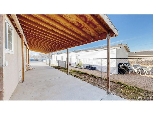 703 Locust Ave, Lochbuie, CO 80603