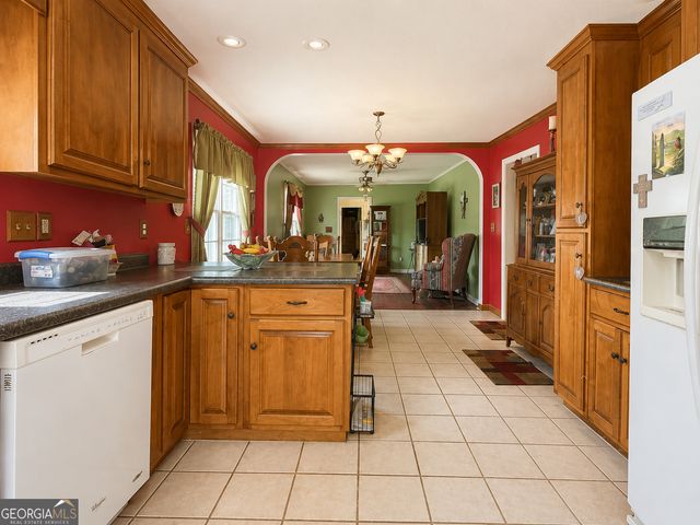 302 Bryan Street W, Bremen, GA 30110