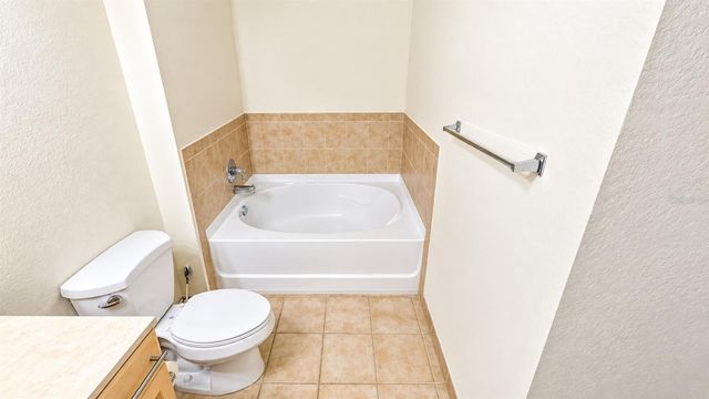 1064 N TAMIAMI TRAIL 1322, Sarasota, FL 34236