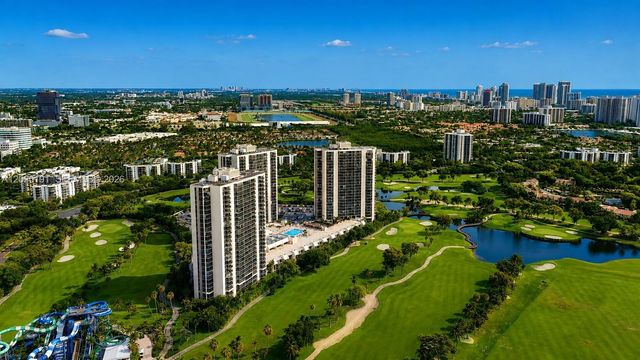 20301 W Country Club Dr 1126, Aventura, FL 33180