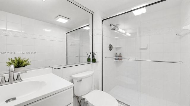 20301 W Country Club Dr 1126, Aventura, FL 33180