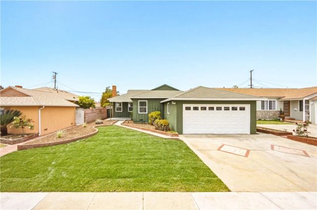 11803 Chanera, Hawthorne, CA 90250