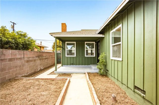 11803 Chanera, Hawthorne, CA 90250