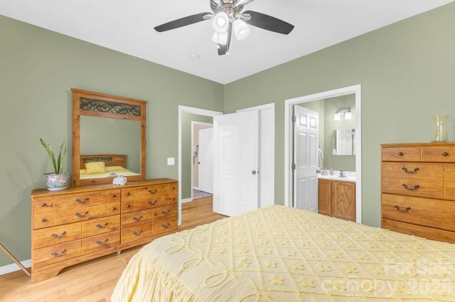 709 Villas Court, Asheville, NC 28806