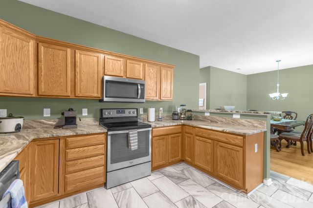 709 Villas Court, Asheville, NC 28806