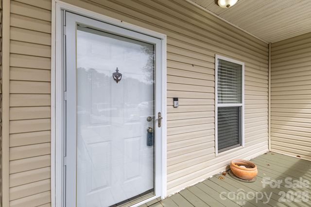 709 Villas Court, Asheville, NC 28806